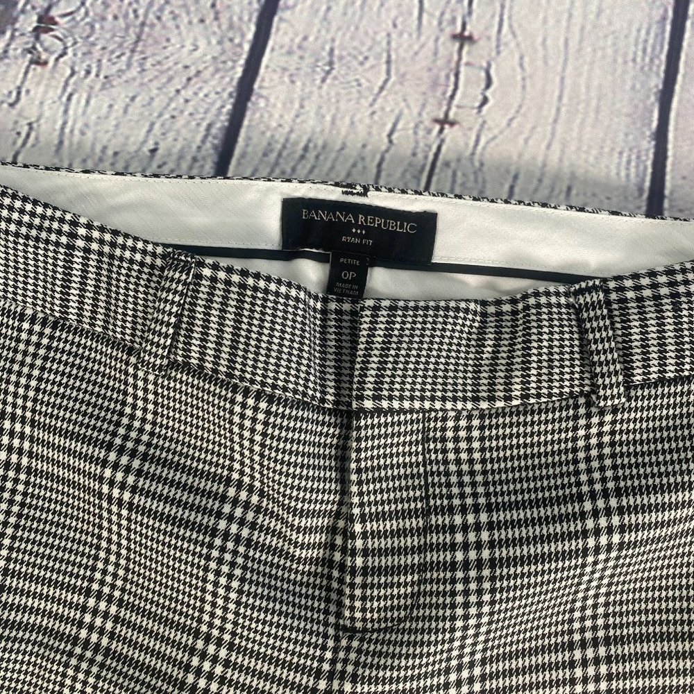 Banana Republic Plaid Houndstooth Cropped Pants Black/White - Picture 4 of 8